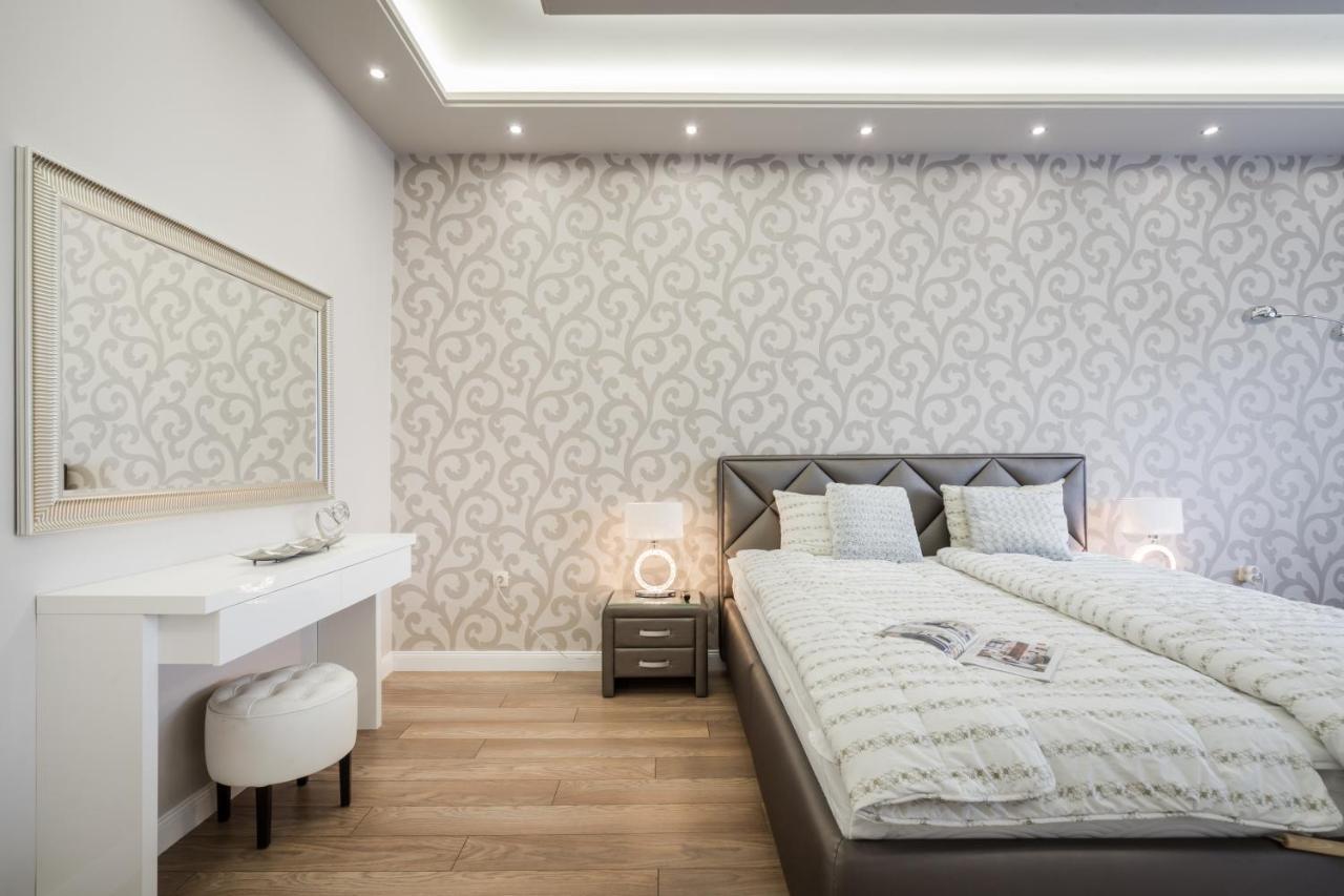 Bpr Ethereal Panoramic Suite With A/C & Balcony Budapest Bagian luar foto