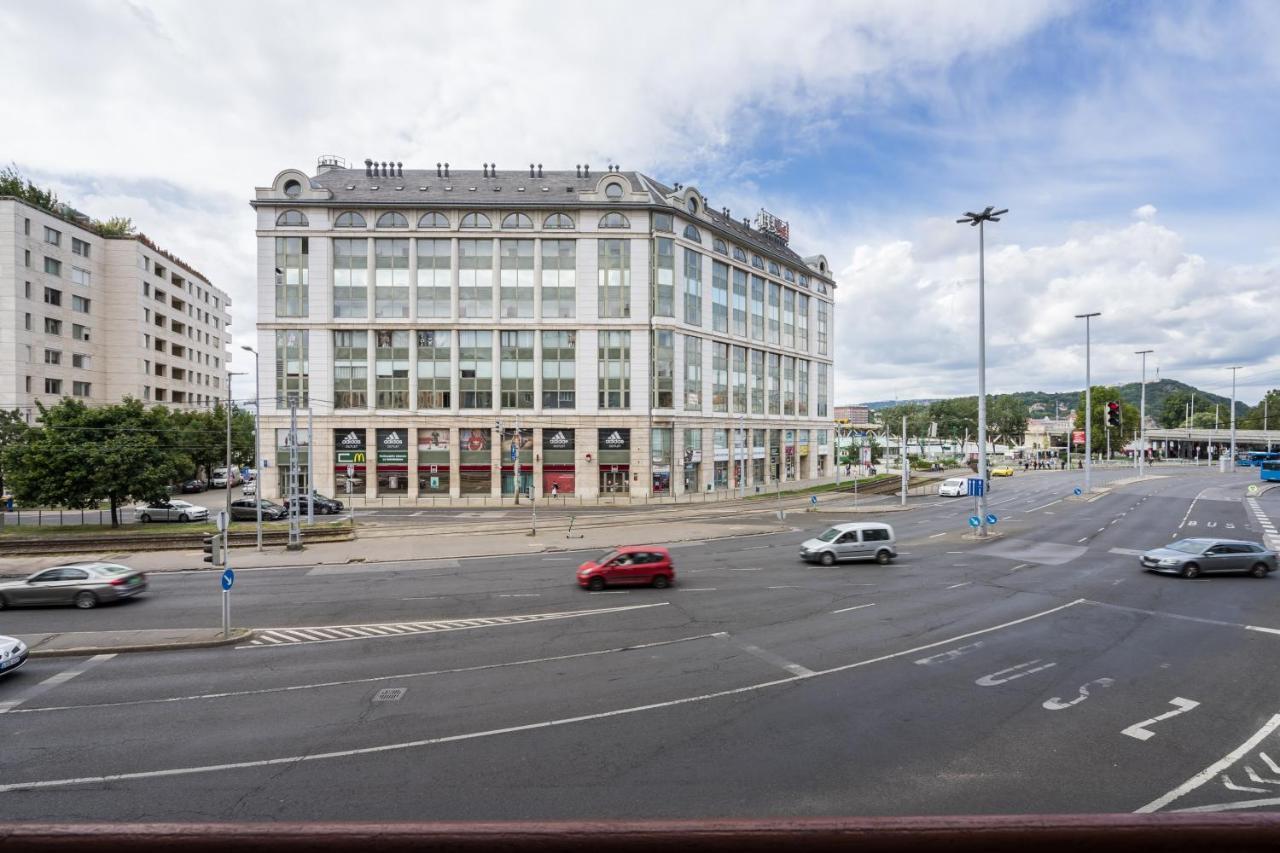 Bpr Ethereal Panoramic Suite With A/C & Balcony Budapest Bagian luar foto